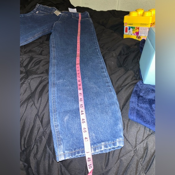 Carhartt Men's Relaxed Fit Jeans - Classic Blue - Picture 7 of 10